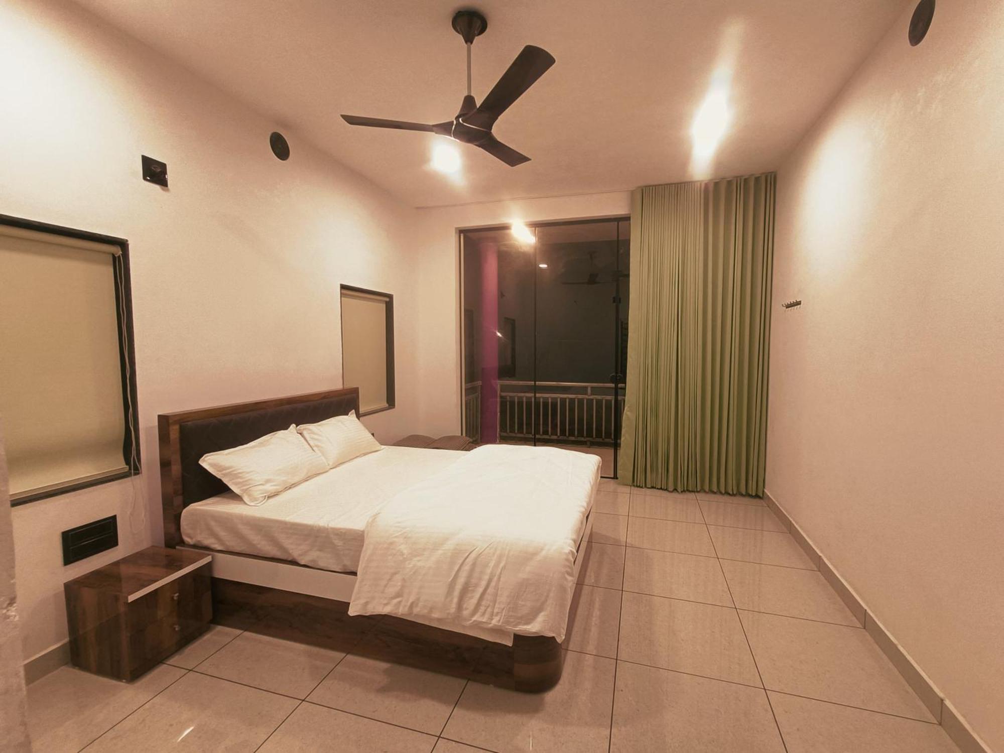 Gir Madhuli Farmhouse Sasan Gir Quarto foto